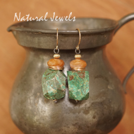 Blauwgroene edelsteen oorbellen
