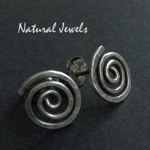 Earrings Little Spiral studs