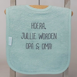 Houten giftbox tutdoekje mintgroen | Hoera, jullie worden.....