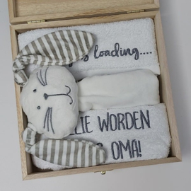 Houten giftbox knuf konijn wit | Hoera, jullie worden........