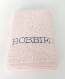 Handdoek roze | geborduurd met naam
