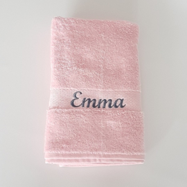 Handdoek roze | geborduurd met naam