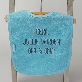 Houten giftbox tutdoekje blauw | Hoera, jullie worden.....