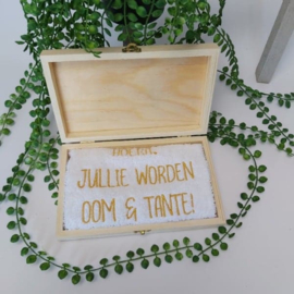 Psssst....wij willen jullie iets vertellen | Hoera, jullie worden oom en tante (oker)