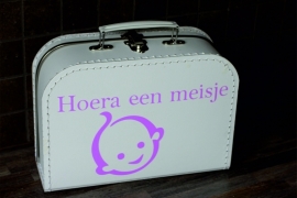 Kinderkoffertje Hoera een meisje