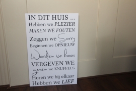 tekstbord: IN DIT HUIS...