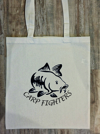 Tekst: CARP FIGHTERS