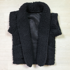 Black teddy gilet