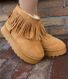 Camel fringe winter boots