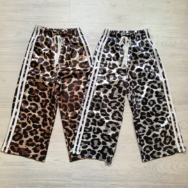 Silky leopard striped pants