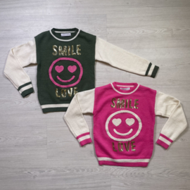 Smile love top