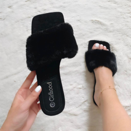 Fluffy slipper - Black