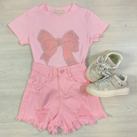 White or pink distressed short