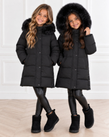 Furry hooded jacket - zwart