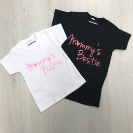 Mommy's bestie pink Shortsleeves (gepersonaliseerd)