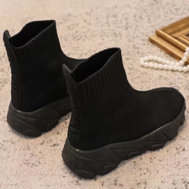 Comfy sneaker - all black
