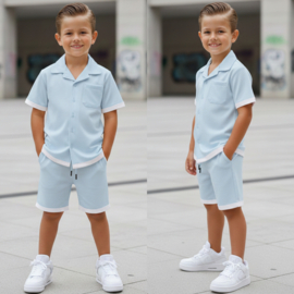 Blue with a touch of white set