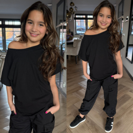 Musthave black top