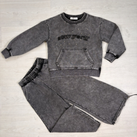 Your New York Studded Set