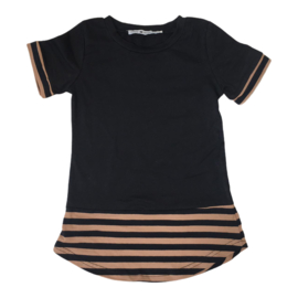 Black & stripe tee