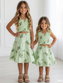 Girls Floral Smocked Summer Set - groen
