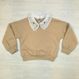 Look at my collar top