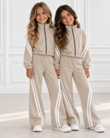 Sporty Stripe Lounge Set - beige (verzenddatum 15 okt)