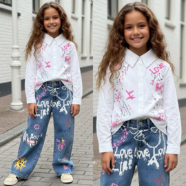 Love graffiti blouse