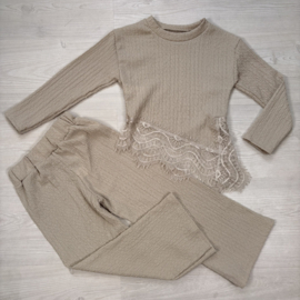 Lace Elegance Set - beige