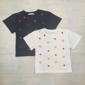 Red hearts top