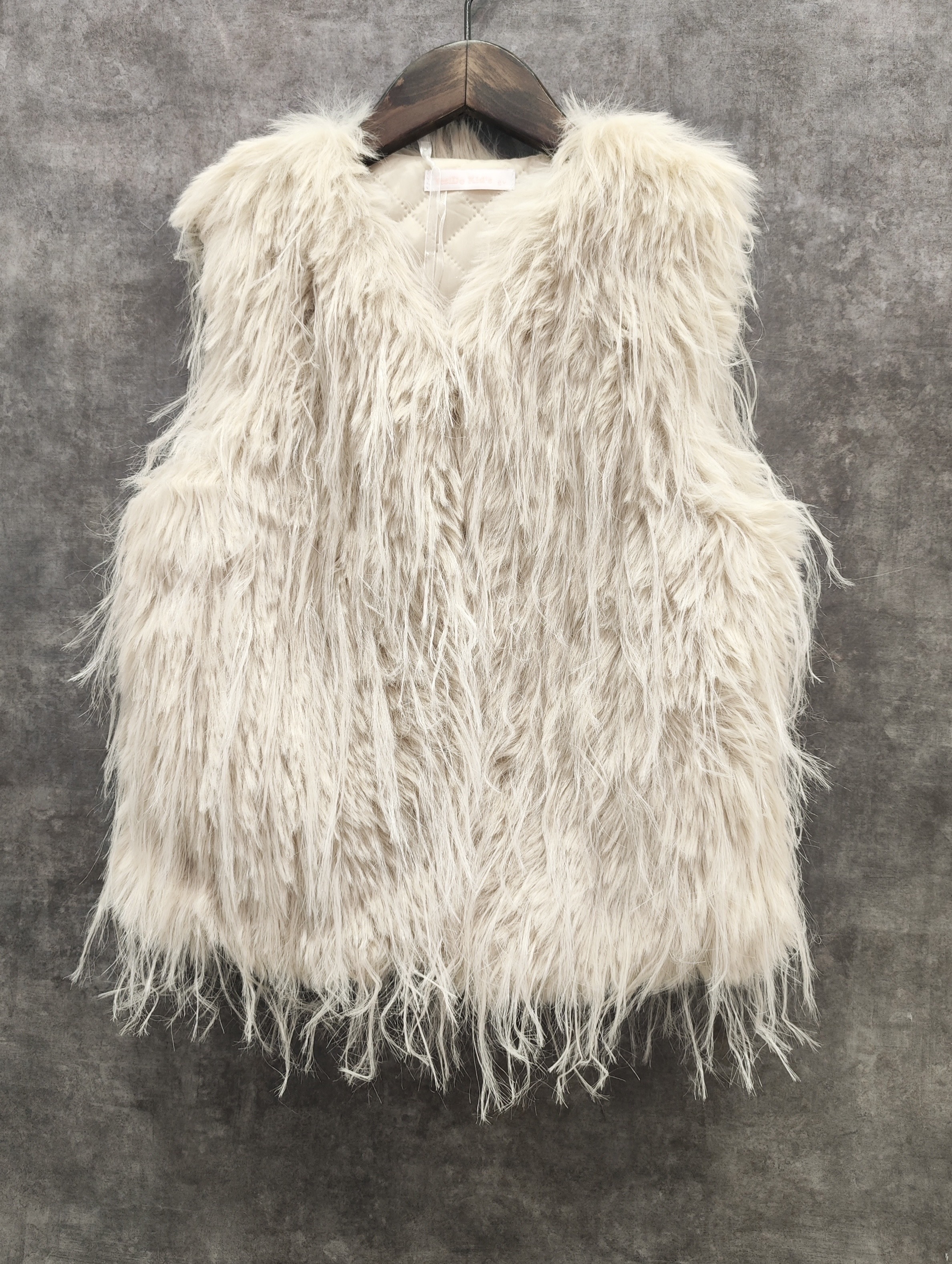 Fluffy gilet
