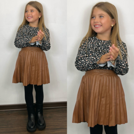 Top & leather skirt - camel