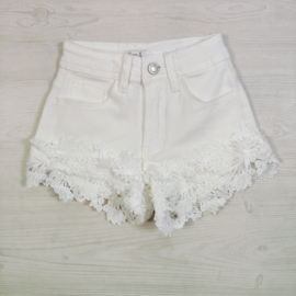 Your Summer Lace Shorts - wit