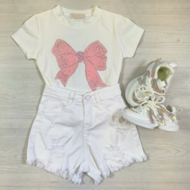 White or pink distressed short