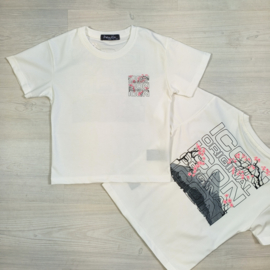 White icon mountain tee