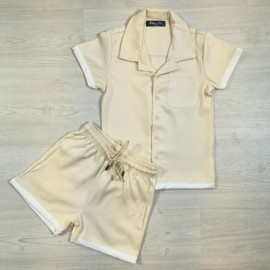 Beige with a touch of white set