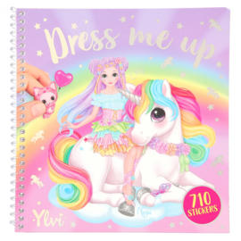 Ylvi Dress Me Up stickerboek