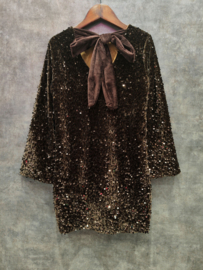 Velvet Bow & paillet dress (verzenddatum 13 okt)