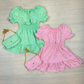 Take the feather with you dress + bag