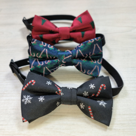 Printed bow tie