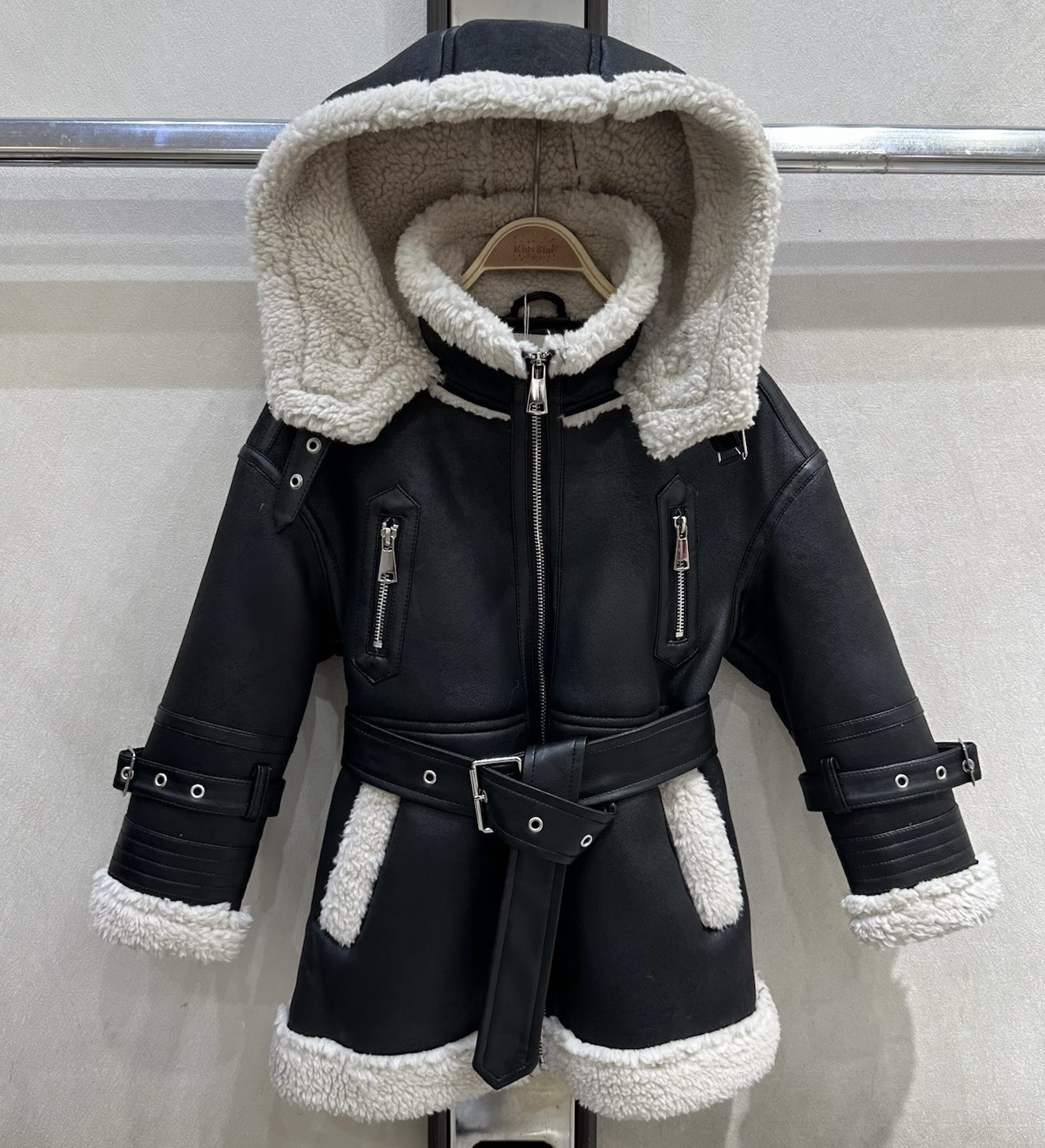 Long hooded teddy biker jacket - Zwart (Verzenddatum 7 augustus)