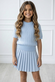 Cable chic pleated set