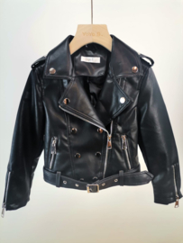 Your buttoned & zipped leather jacket