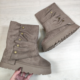 Studded Warm Boots - taupe