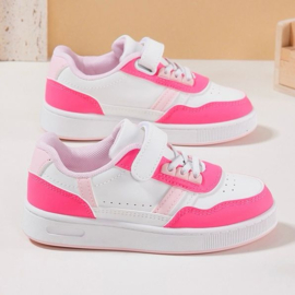 Sneakers in pink