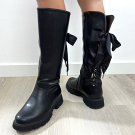 Laced up boots - Black