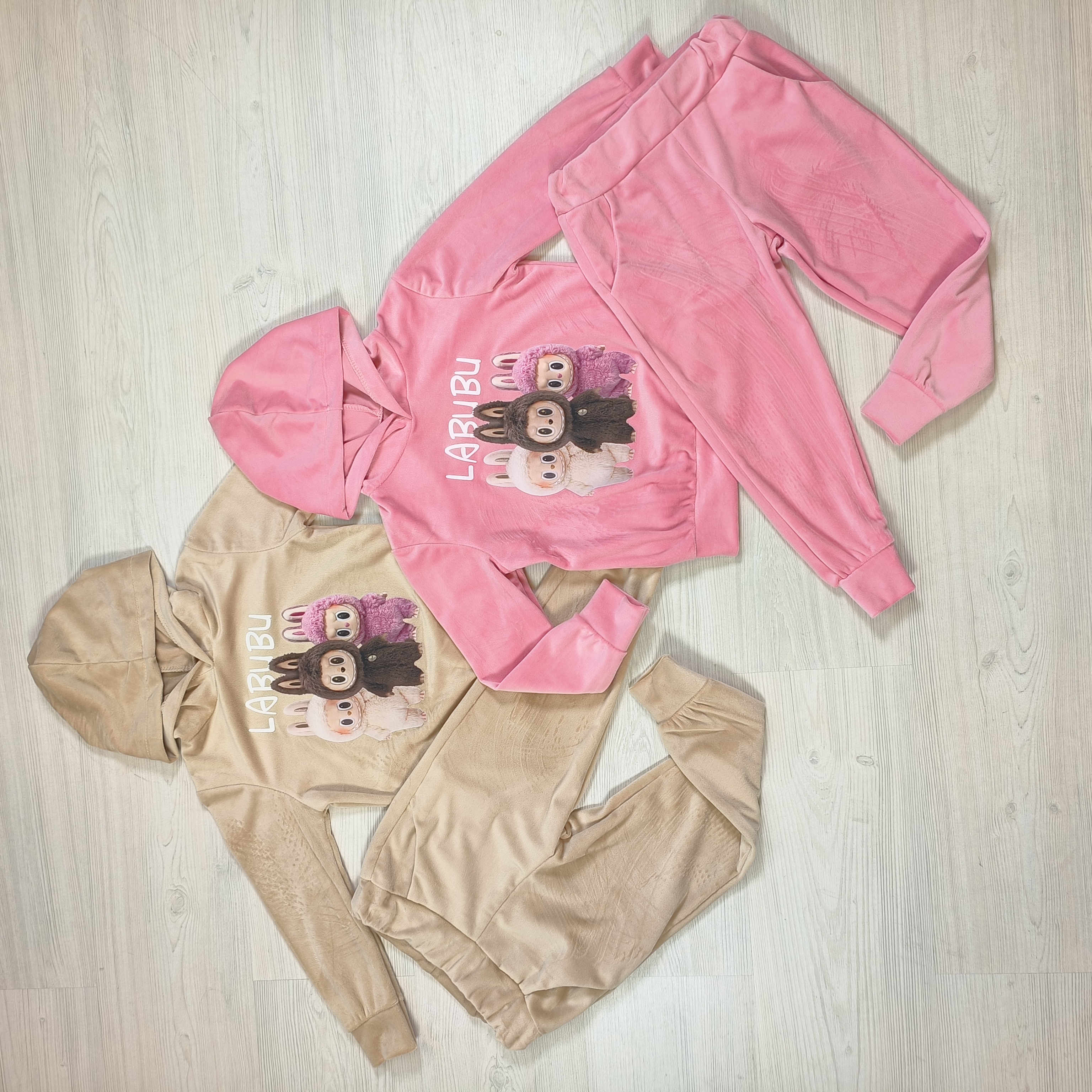 Cute monster set