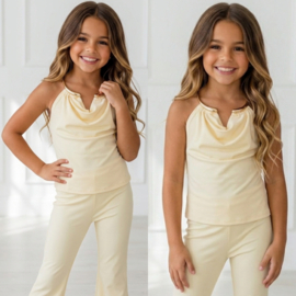 Golden Ring Flare Outfit