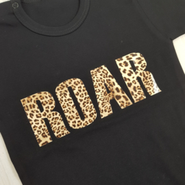 Roar tee Shortsleeves