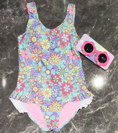 Flower swimsuit & glasses